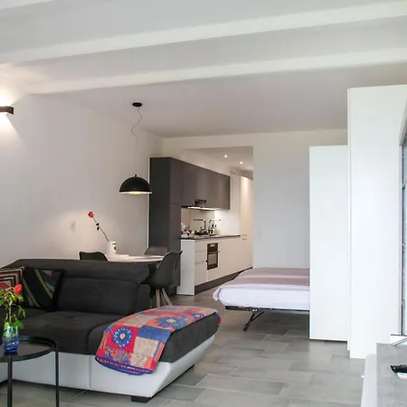 Lake-view Cosy By Interhome Apartamento *