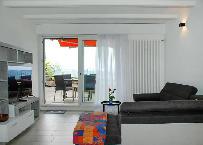 Lake-view Cosy By Interhome Λουγκάνο